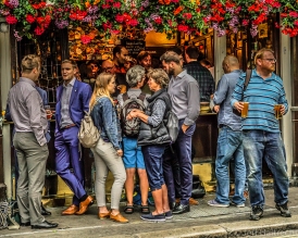 london england sidewalk cafe and pub drinking
